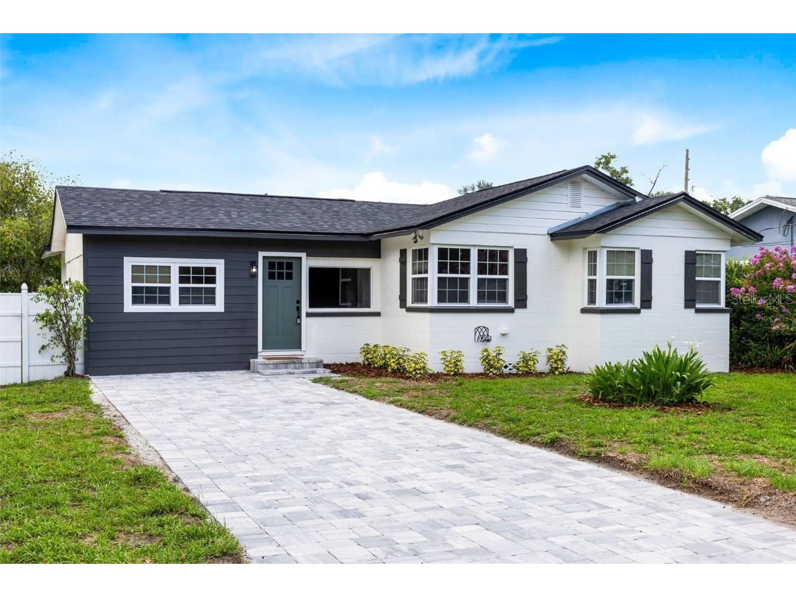 3111 E Crystal Lake Avenue Orlando FL 32806 O6218194 image1