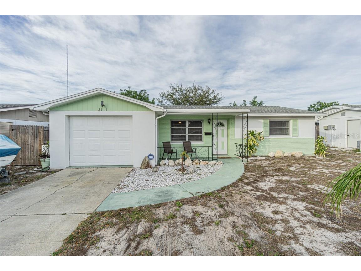 3111 Huntington Road Holiday FL 34691 U8223494 image1