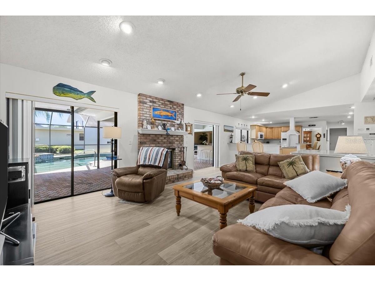 3111 Hyde Park Drive Clearwater FL 33761 TB8498107 image19