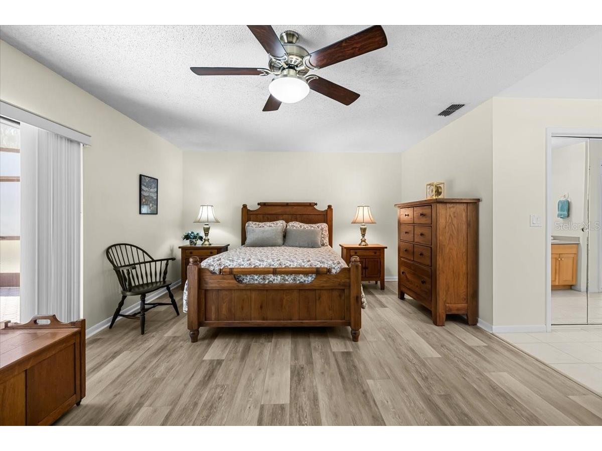 3111 Hyde Park Drive Clearwater FL 33761 TB8498107 image50