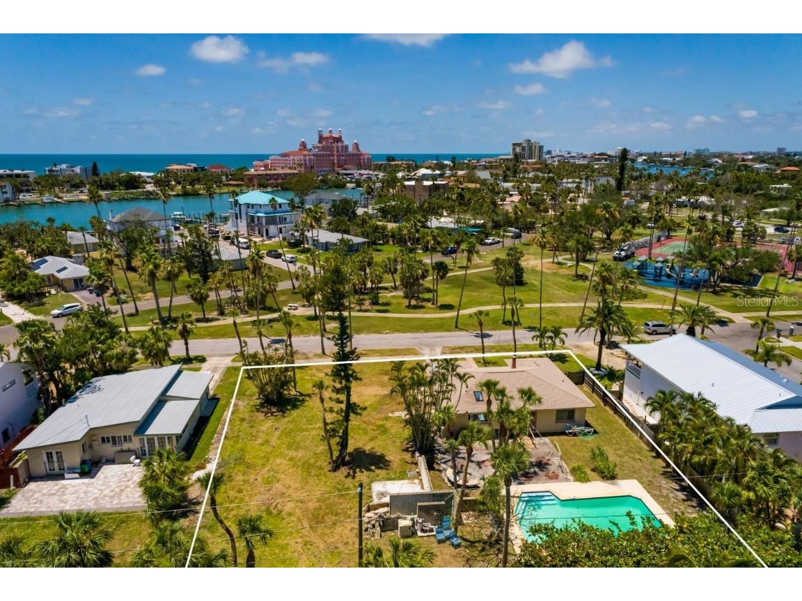 3111 S De Bazan Avenue Saint Pete Beach FL 33706 TB8389689 image1