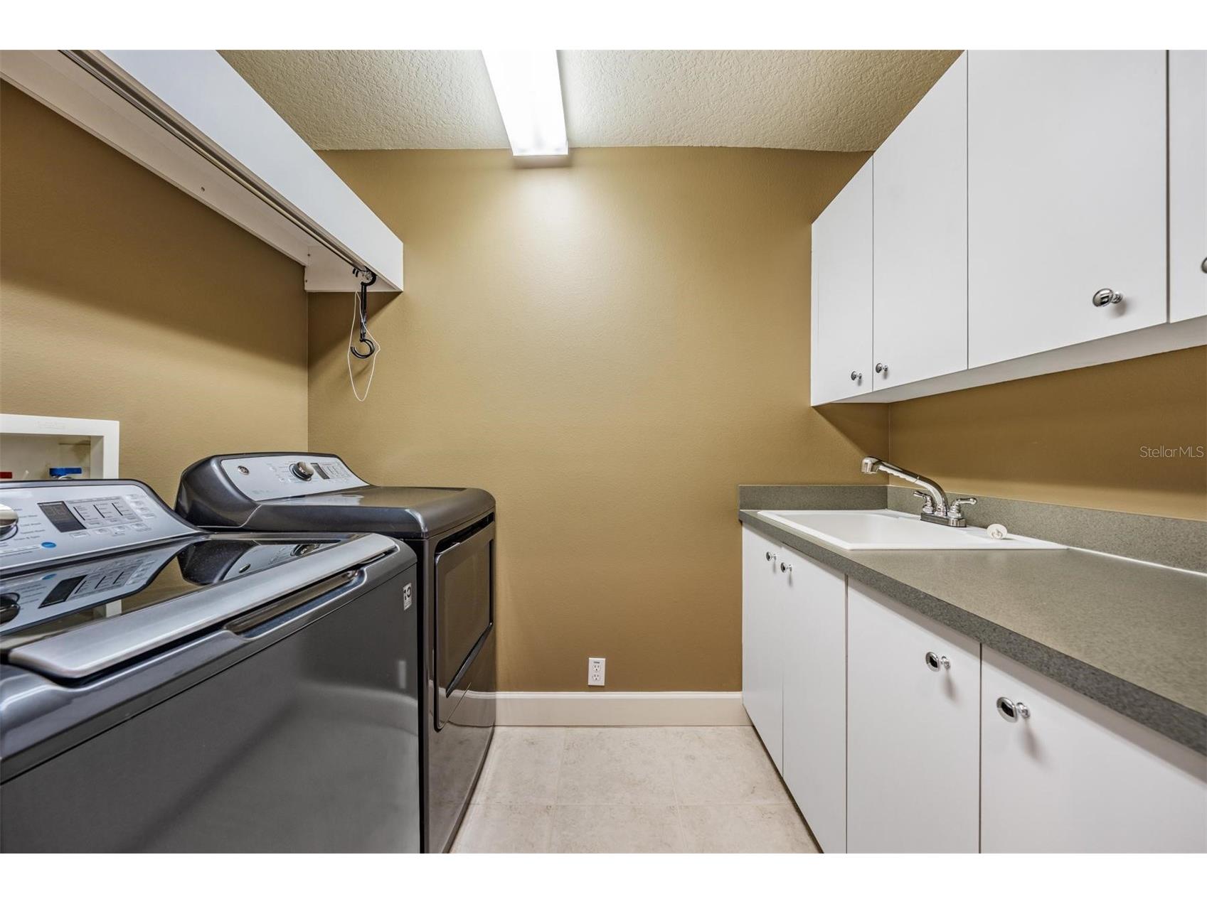 3111 W Lawn Avenue Tampa FL 33611 TB8491792 image28