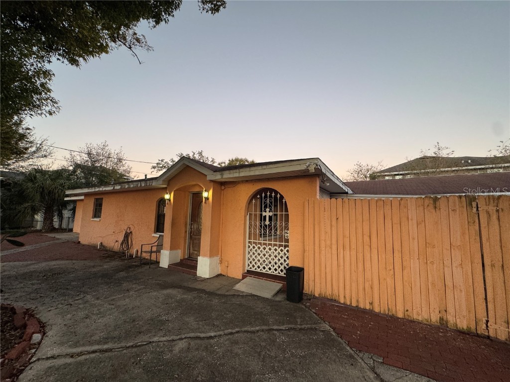 3111 W Spruce Street Tampa FL 33607 TB8357597 image1
