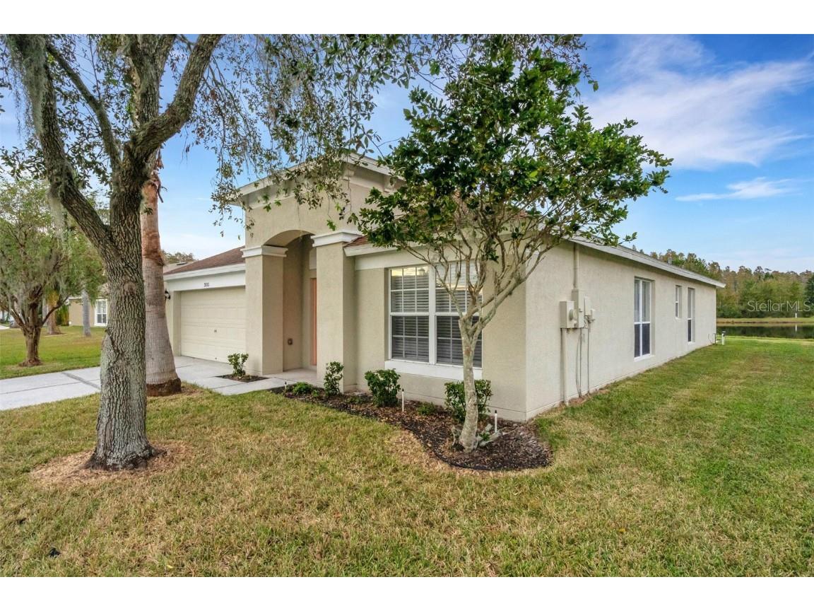 31115 Hannigan Place Wesley Chapel FL 33543 TB8321082 image1