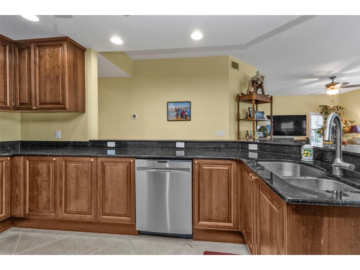 3112 Club Drive #124 Port Charlotte FL 33953 C7517568 image5