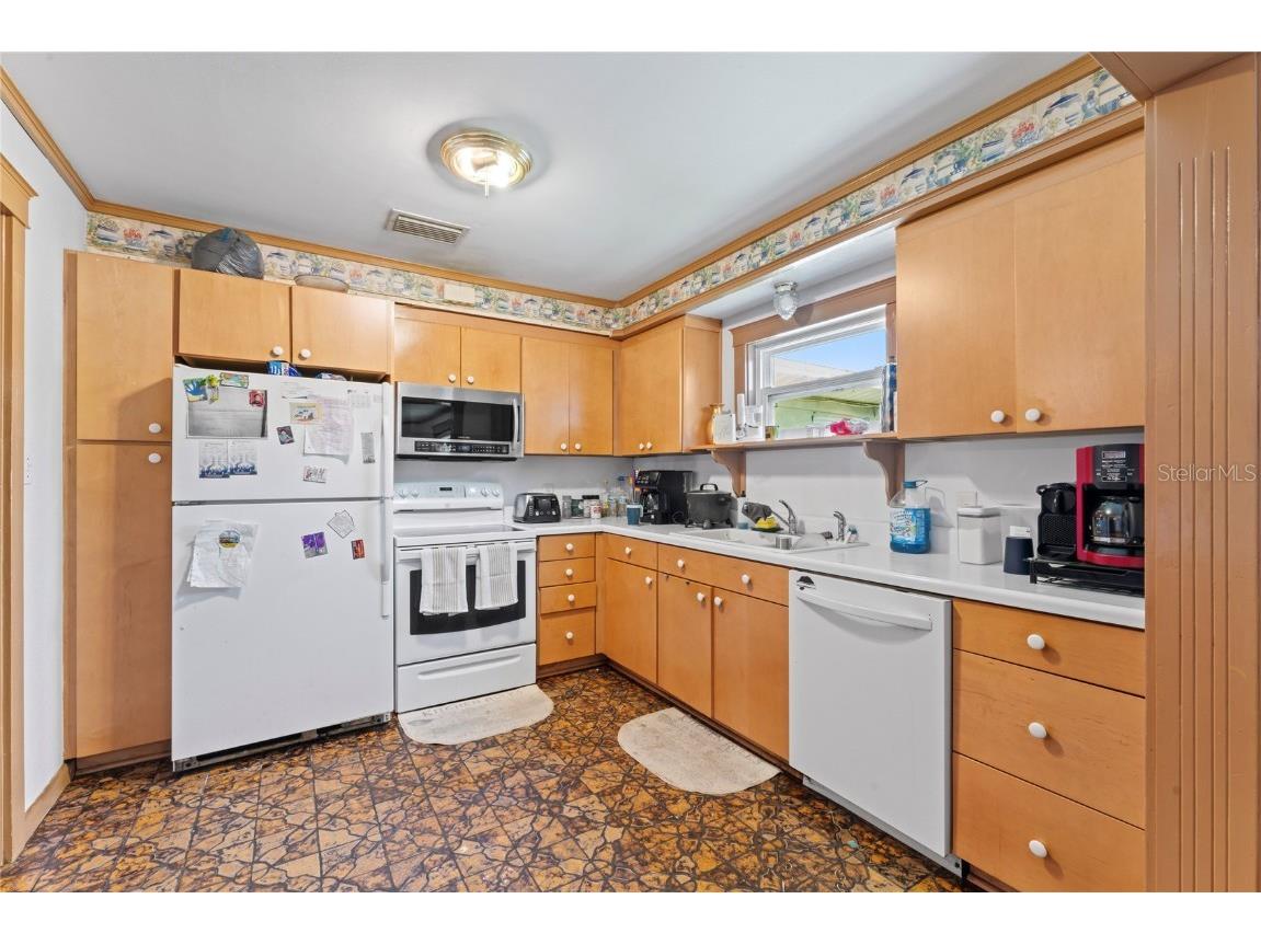 3112 W Dewey Street Tampa FL 33607 TB8453677 image10