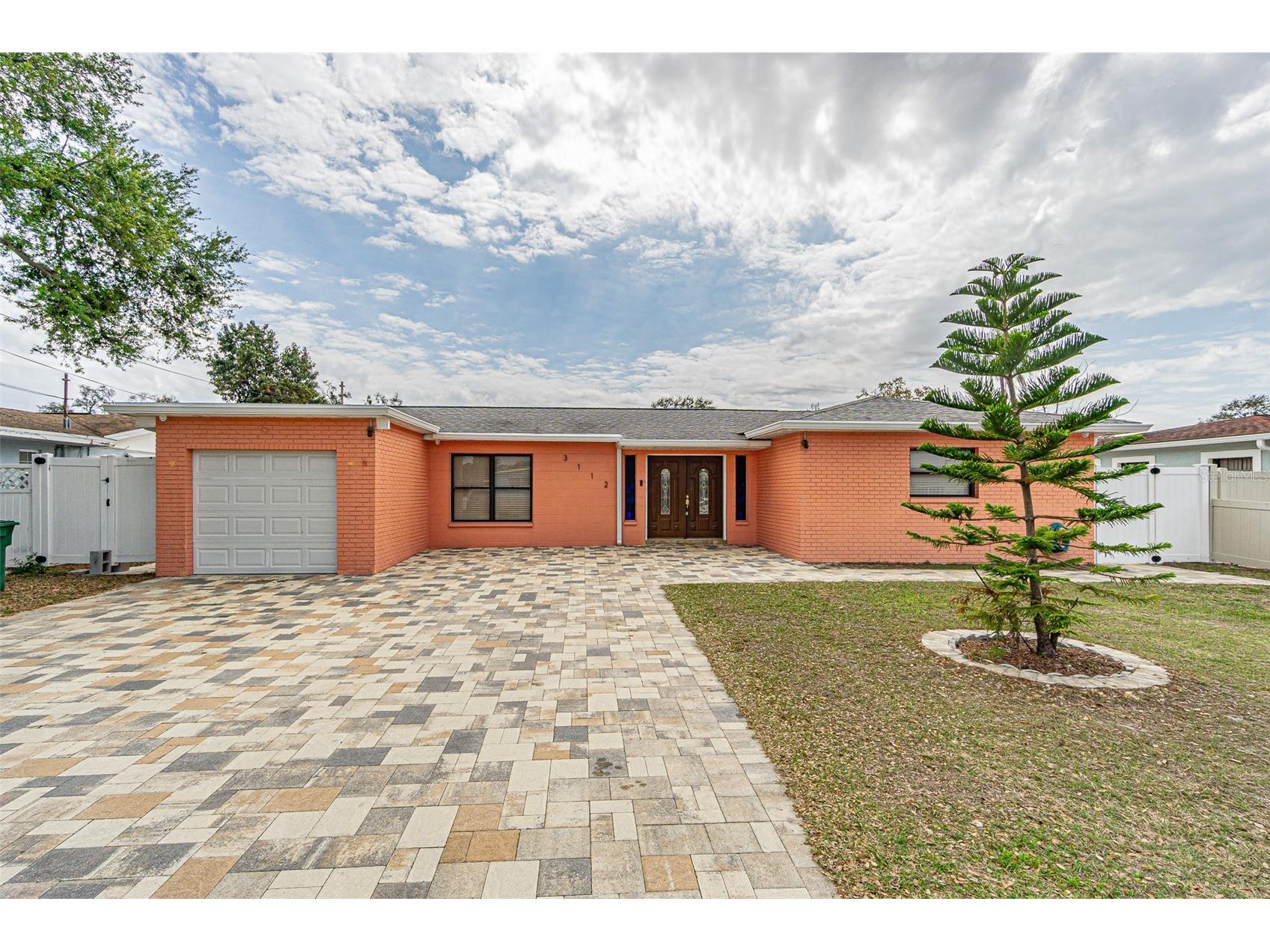 3112 W Henry Avenue Tampa FL 33614 TB8500209 image1