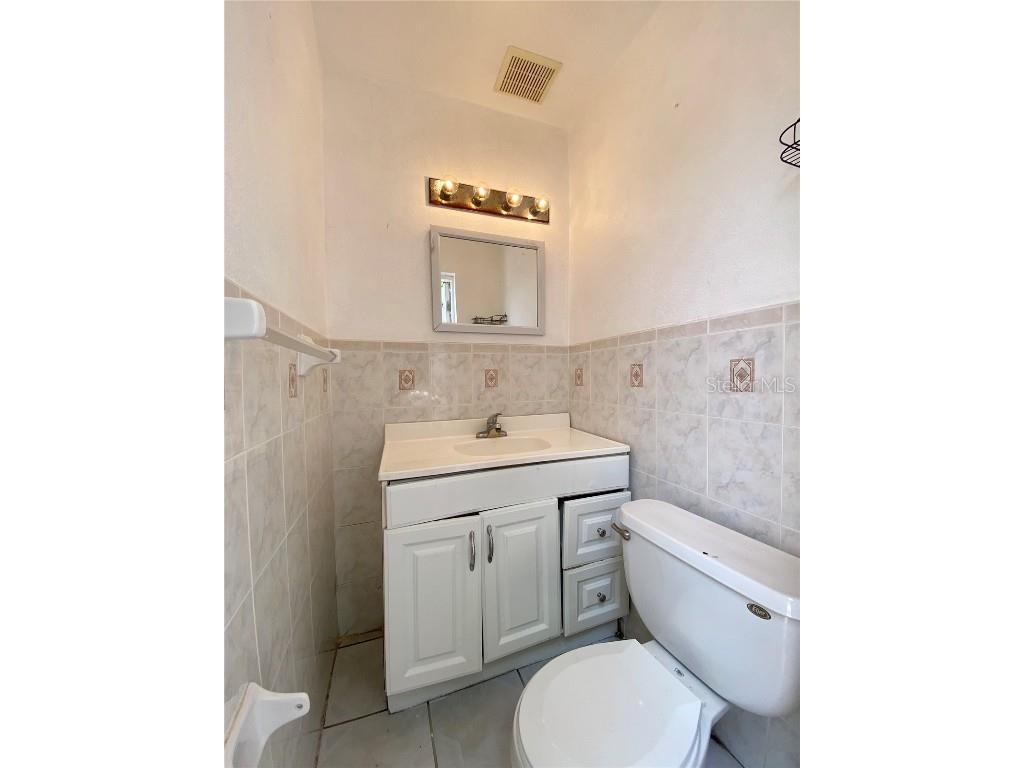 3112 W Tampa Bay Boulevard Tampa FL 33607 TB8453059 image12