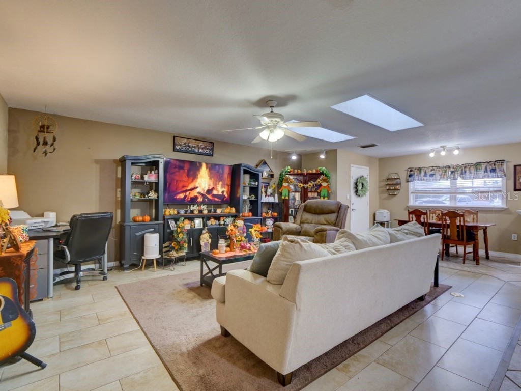 31126 Prestwick Avenue Sorrento FL 32776 O6359143 image5