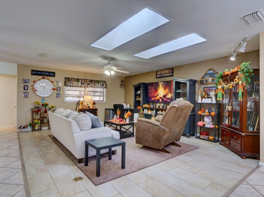 31126 Prestwick Avenue Sorrento FL 32776 O6359143 image6