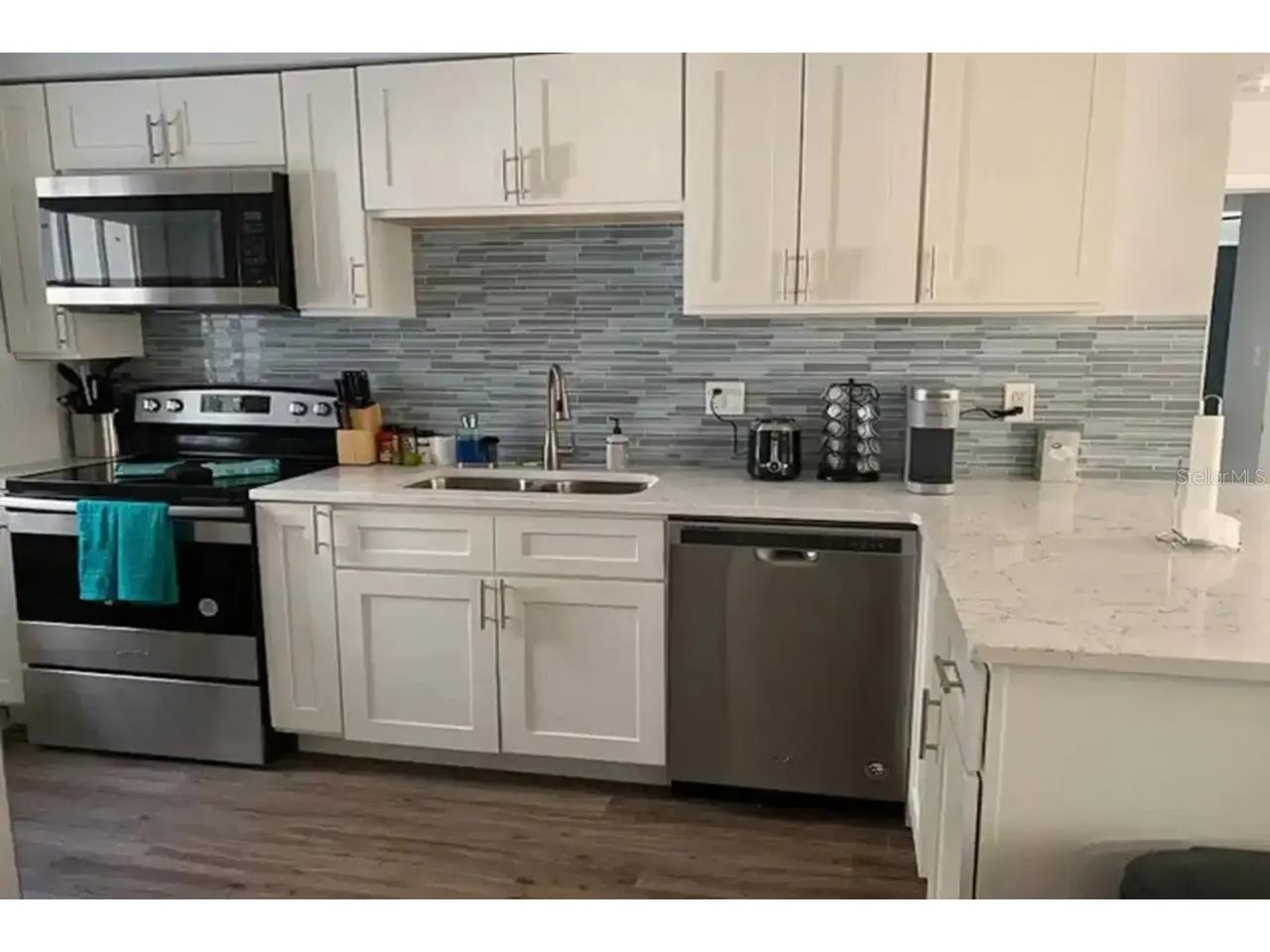 3113 Mcintosh Road Sarasota FL 34232 A4685745 image11