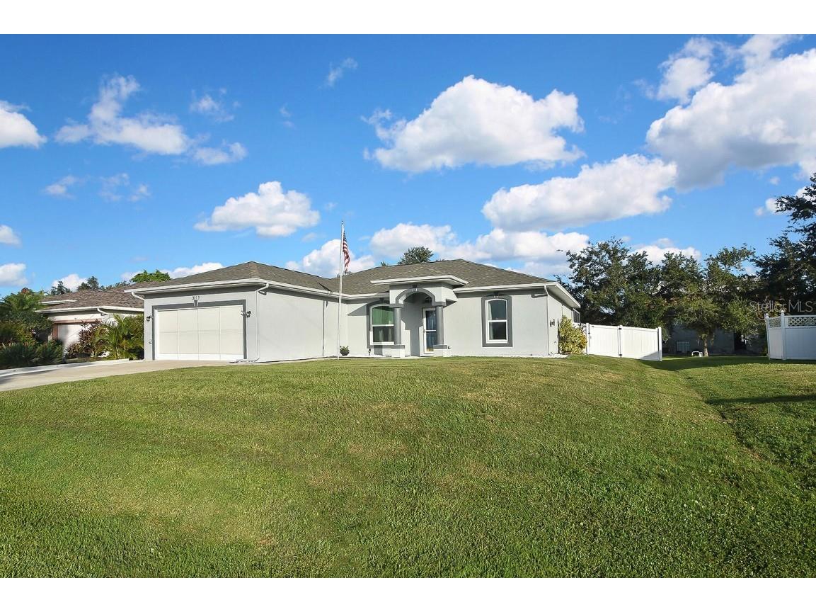3113 Point Street North Port FL 34286 D6143237 image1