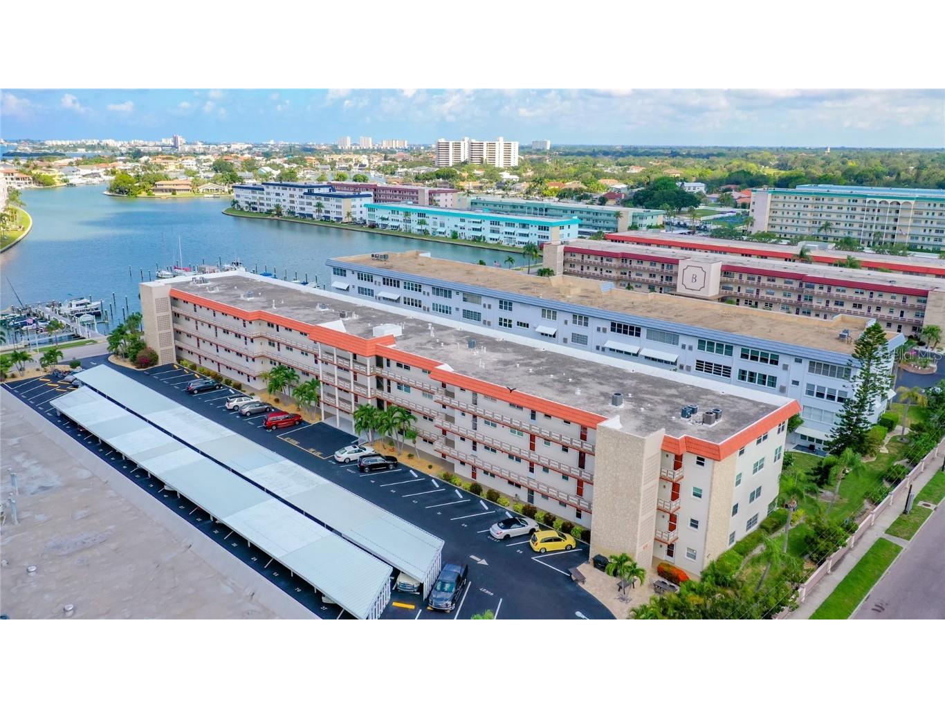 3114 59th Street S #106 Gulfport FL 33707 U8203924 image1