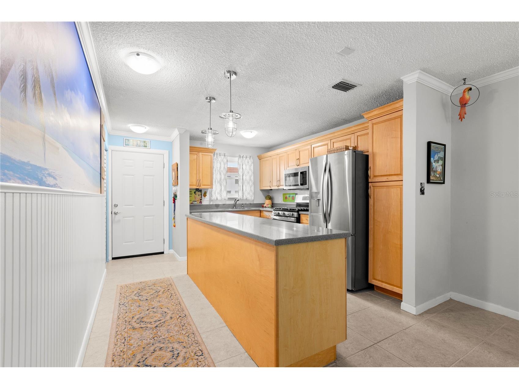 3114 59th Street S #302 Gulfport FL 33707 TB8482620 image2