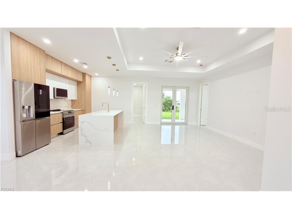 3114 6th Street W Lehigh Acres FL 33971 C7526324 image3