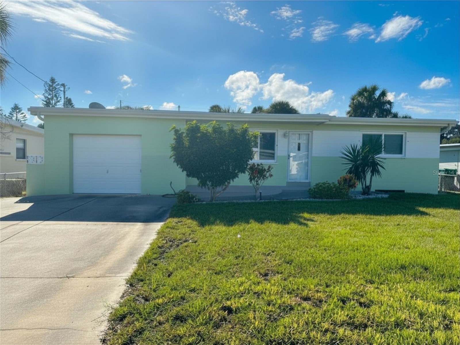 3114 Esperanza Avenue Daytona Beach Shores FL 32118 O6422773 image1
