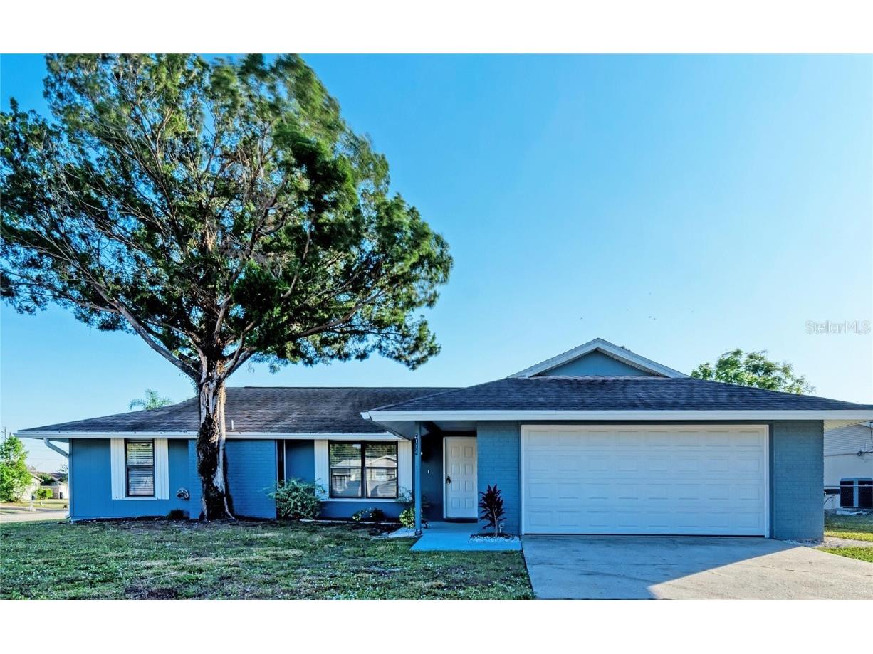 3114 Lockwood Lake Circle, Sarasota, FL, 34234 | MLS: O6364365 | Edina ...