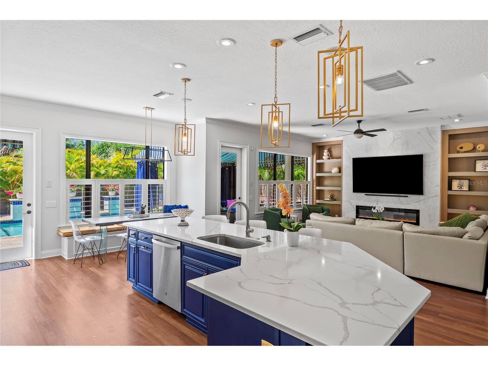 3114 W Bay Villa Avenue Tampa FL 33611 TB8507197 image3