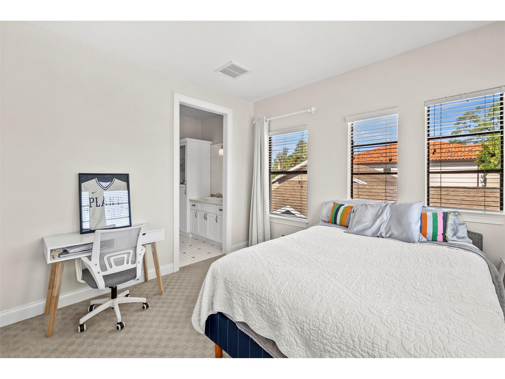 3114 W Bay Villa Avenue Tampa FL 33611 TB8507197 image36