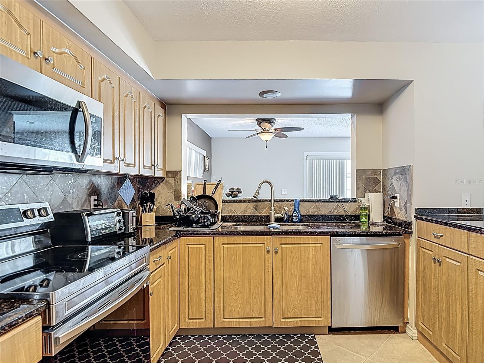 3114 W Paris Street Tampa FL 33614 O6391925 image4