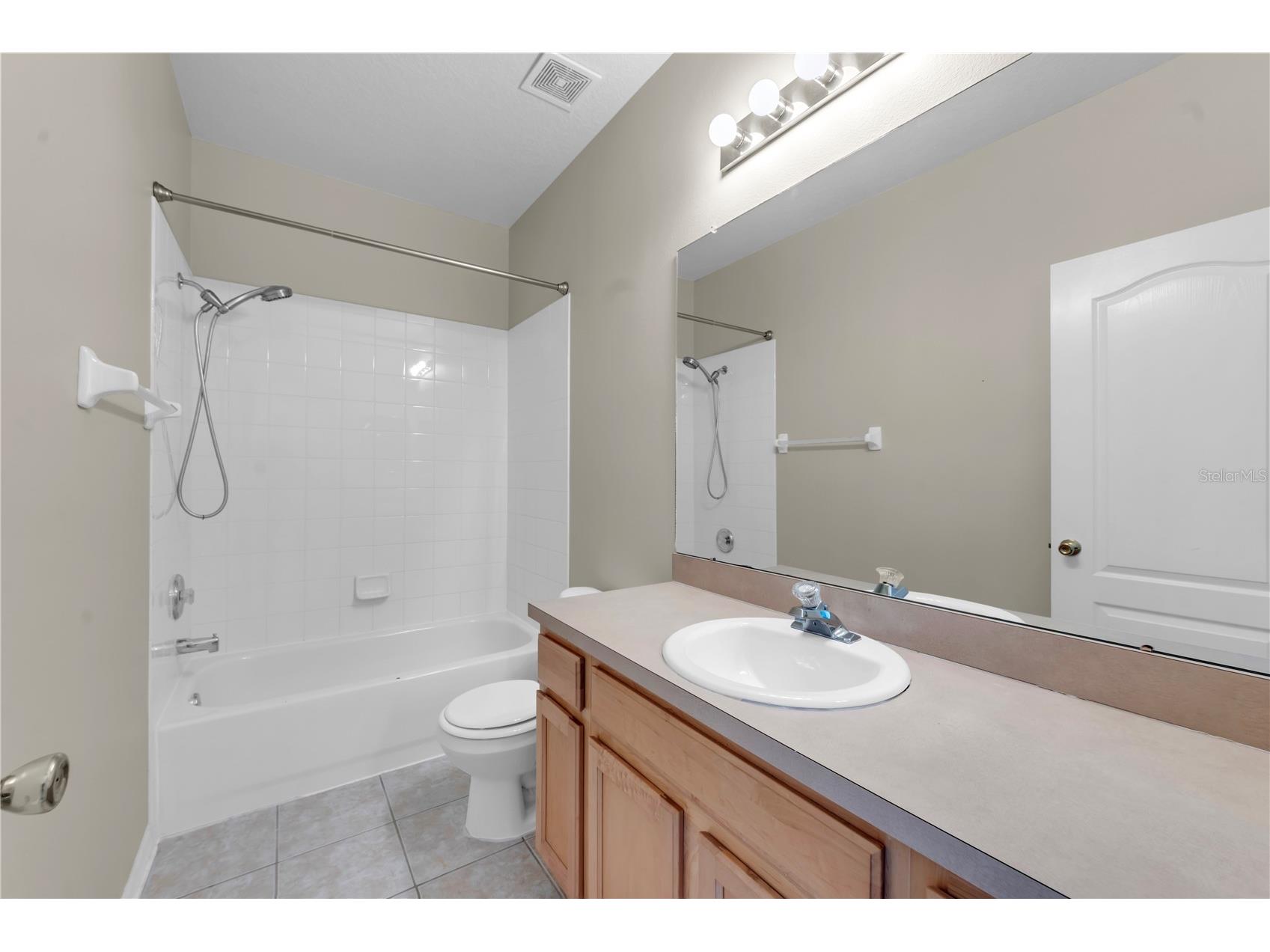 3115 Bayshore Oaks Drive Tampa FL 33611 TB8504026 image25