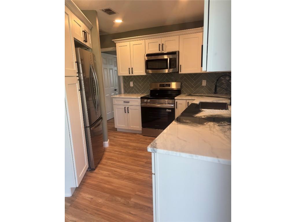 3115 Foxwood Boulevard Wesley Chapel FL 33543 TB8440197 image7