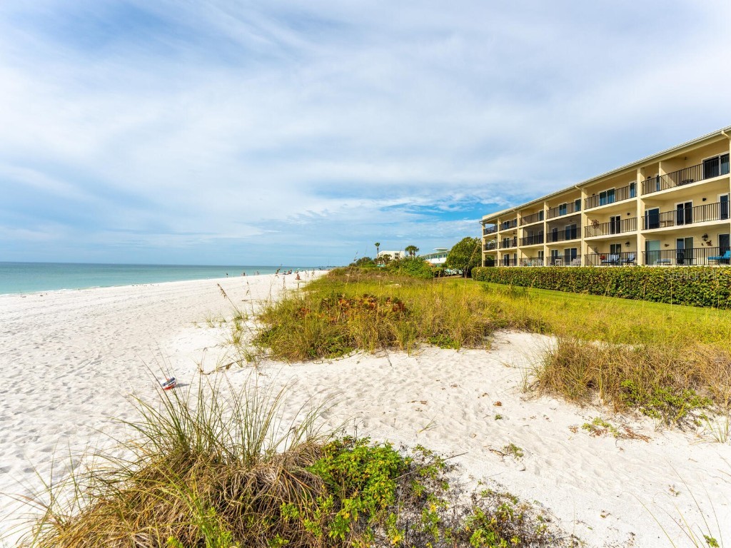 3115 Gulf Of Mexico Drive #203 Longboat Key FL 34228 - GULF OF MEXICO A4555268 image1