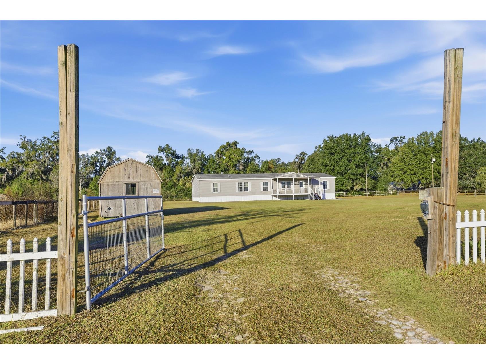 3115 W Highway 329 Reddick FL 32686 OM715533 image1