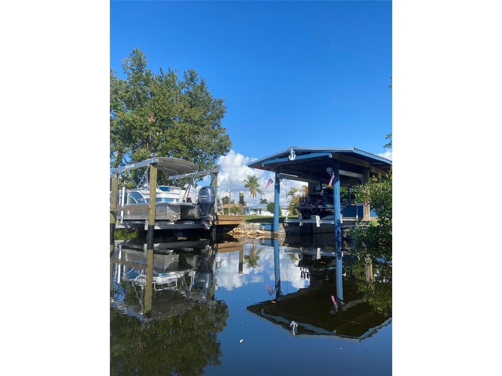 3115 Wisteria Place Punta Gorda FL 33950 - VENICE CANAL T3506334 image1