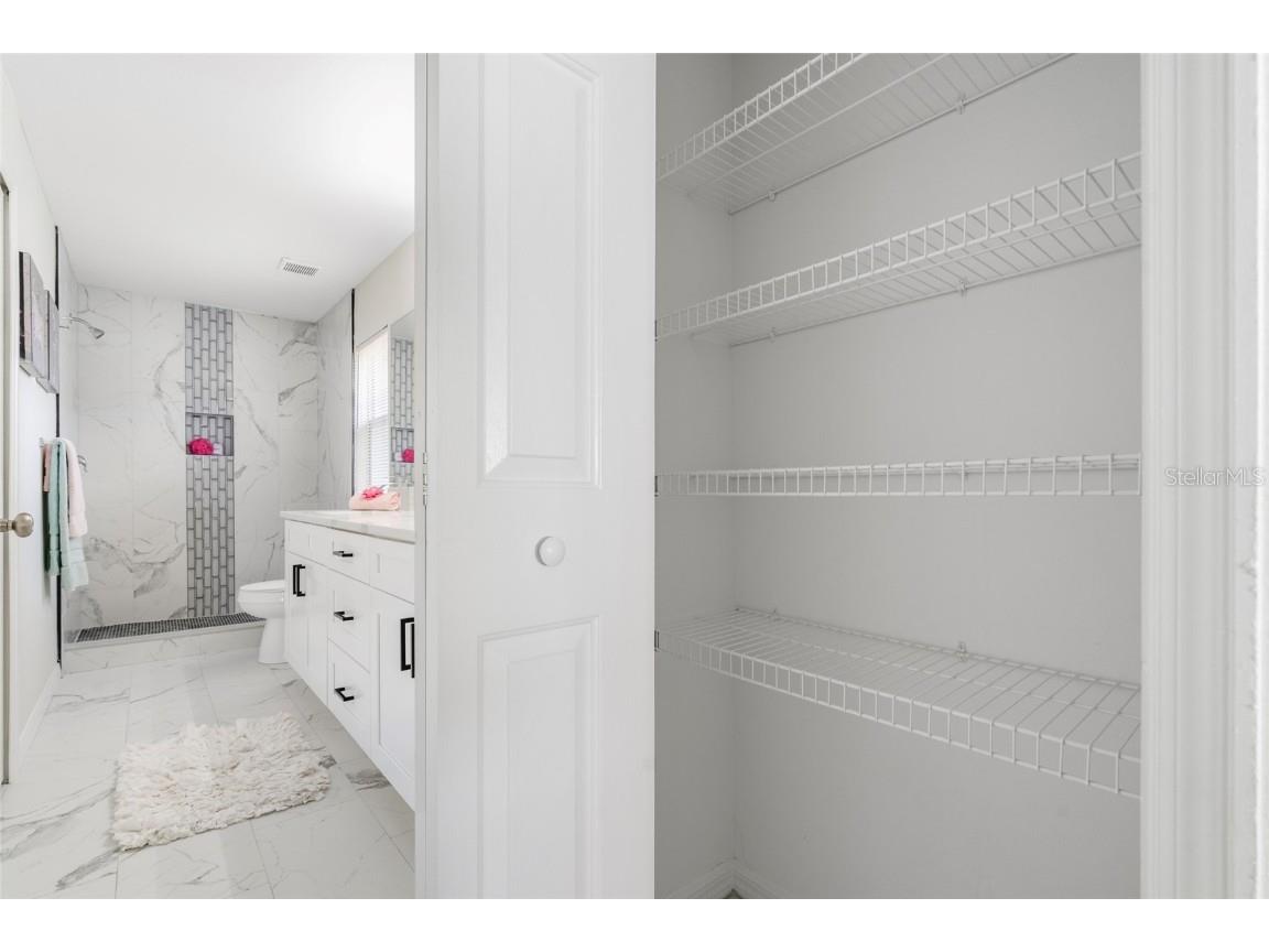 3116 Summer House Drive Valrico FL 33594 TB8434900 image19