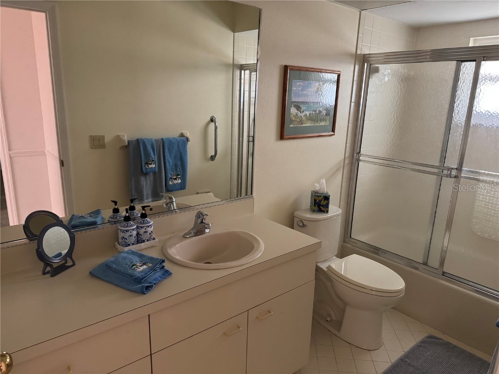 3117 Lake Park Lane #15 Sarasota FL 34231 A4671368 image11