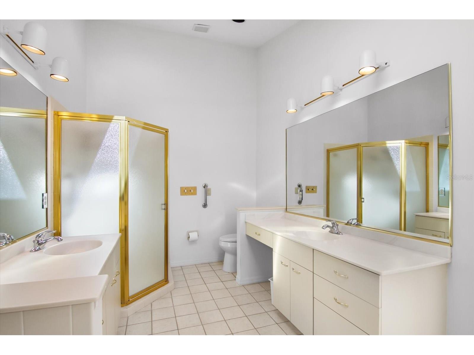 3117 Lake Park Lane #15 Sarasota FL 34231 A4671368 image21