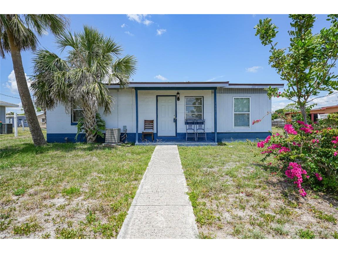 3117 Whiting Lane Port Charlotte FL 33952 D6130689 image1