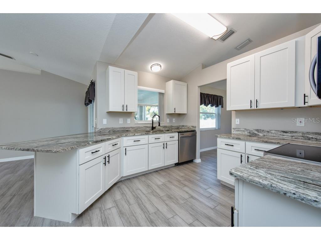 3118 34th Avenue Drive E Bradenton FL 34208 TB8440258 image12