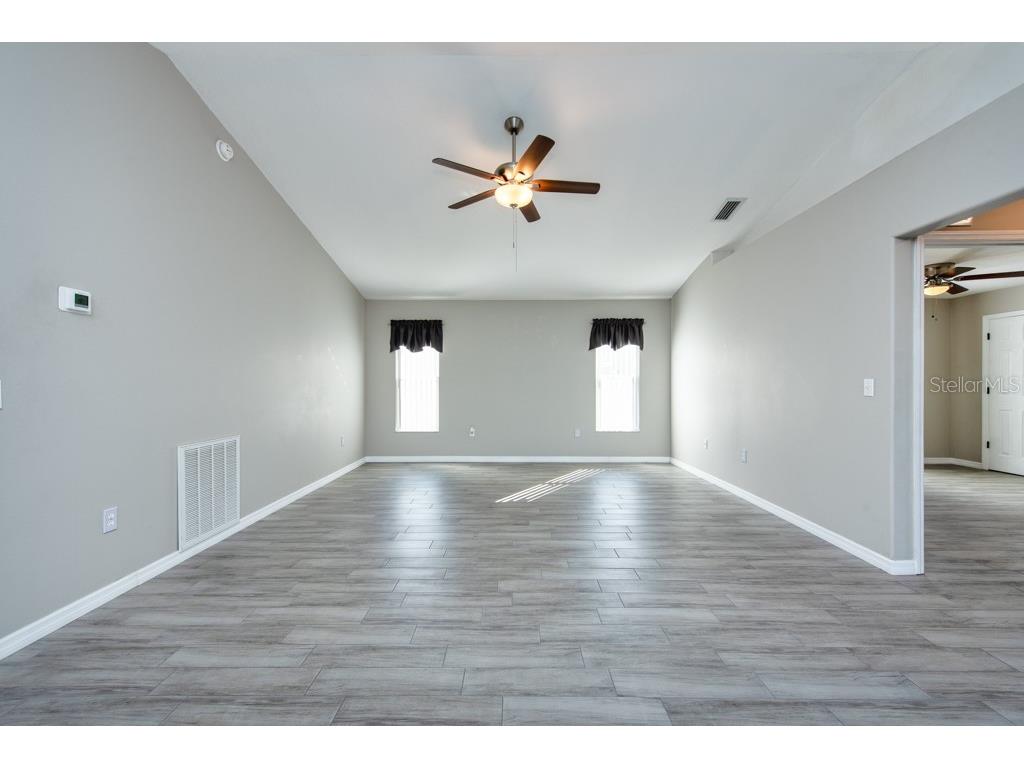 3118 34th Avenue Drive E Bradenton FL 34208 TB8440258 image7