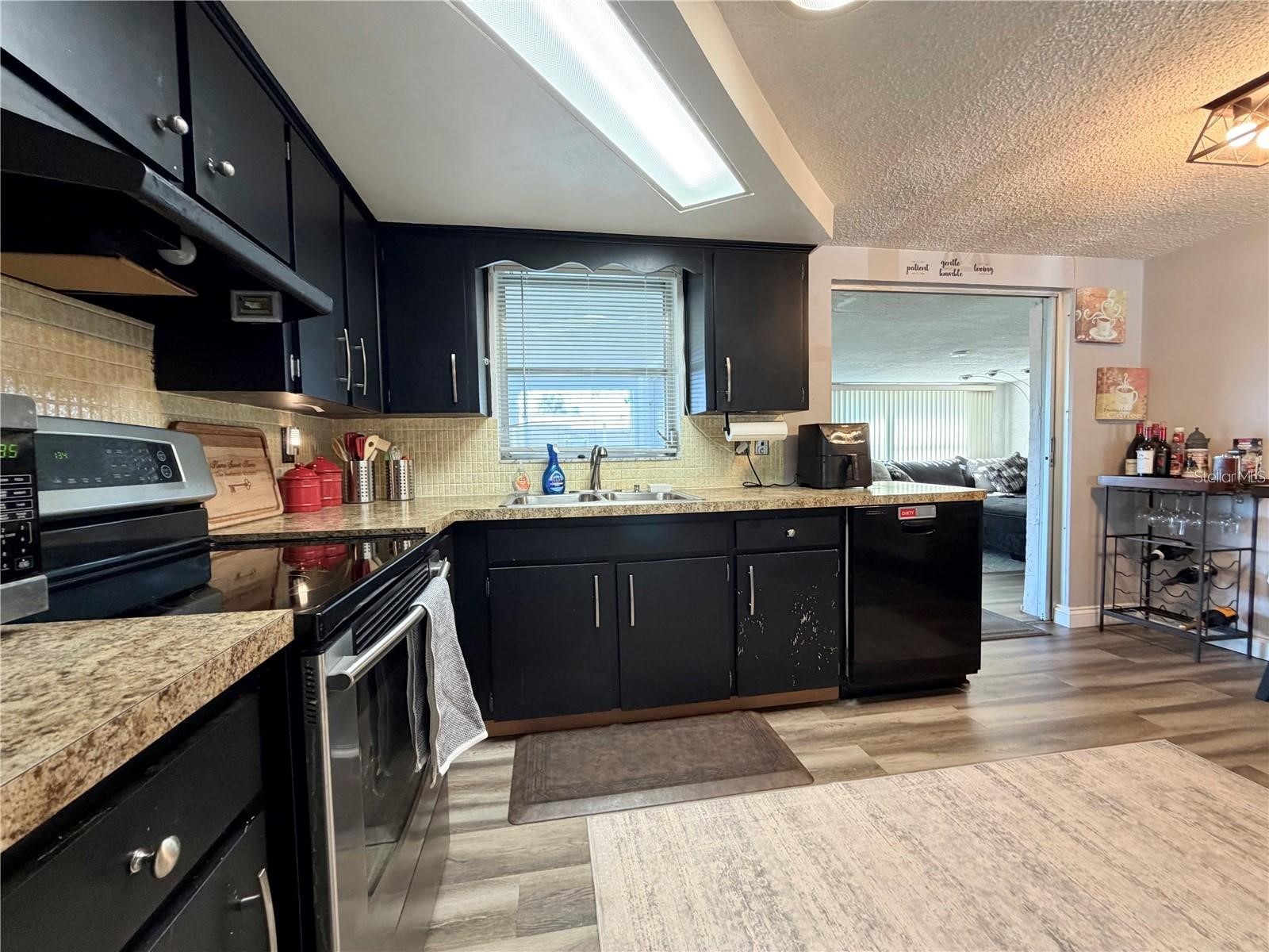 3118 Elkridge Drive Holiday FL 34691 W7885065 image8