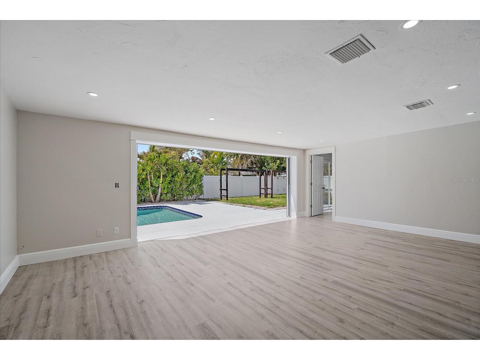 3118 Key Way Sarasota FL 34239 A4685119 image4