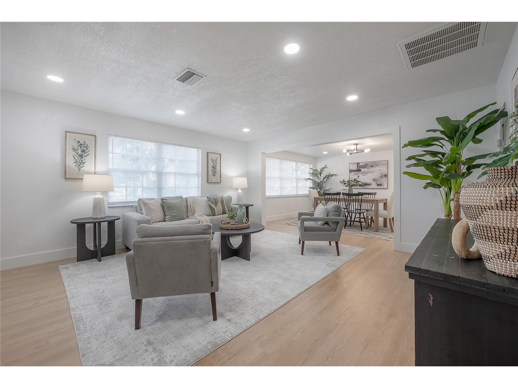 3118 W Sligh Avenue Tampa FL 33614 TB8438438 image5