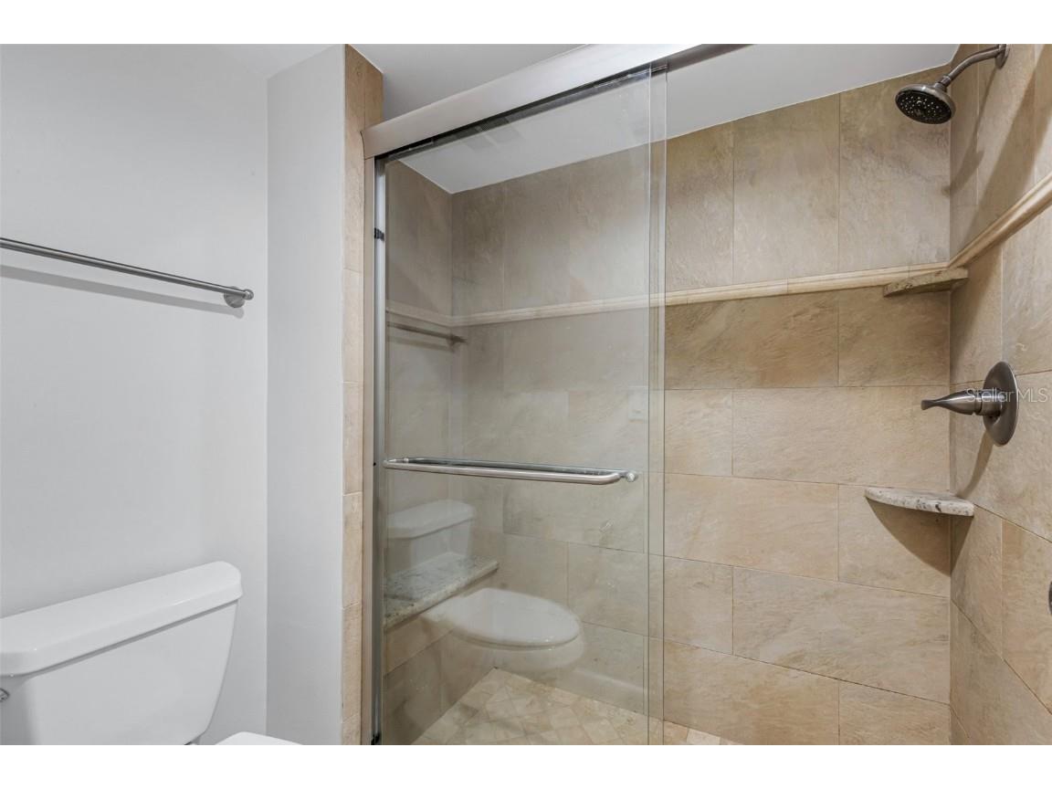 3119 Heatherwood Lane Sarasota FL 34235 A4670114 image11