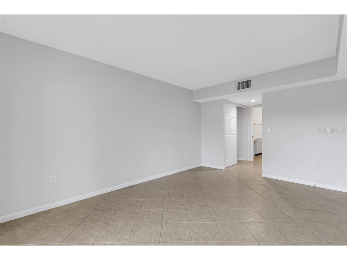 3119 Heatherwood Lane Sarasota FL 34235 A4670114 image9