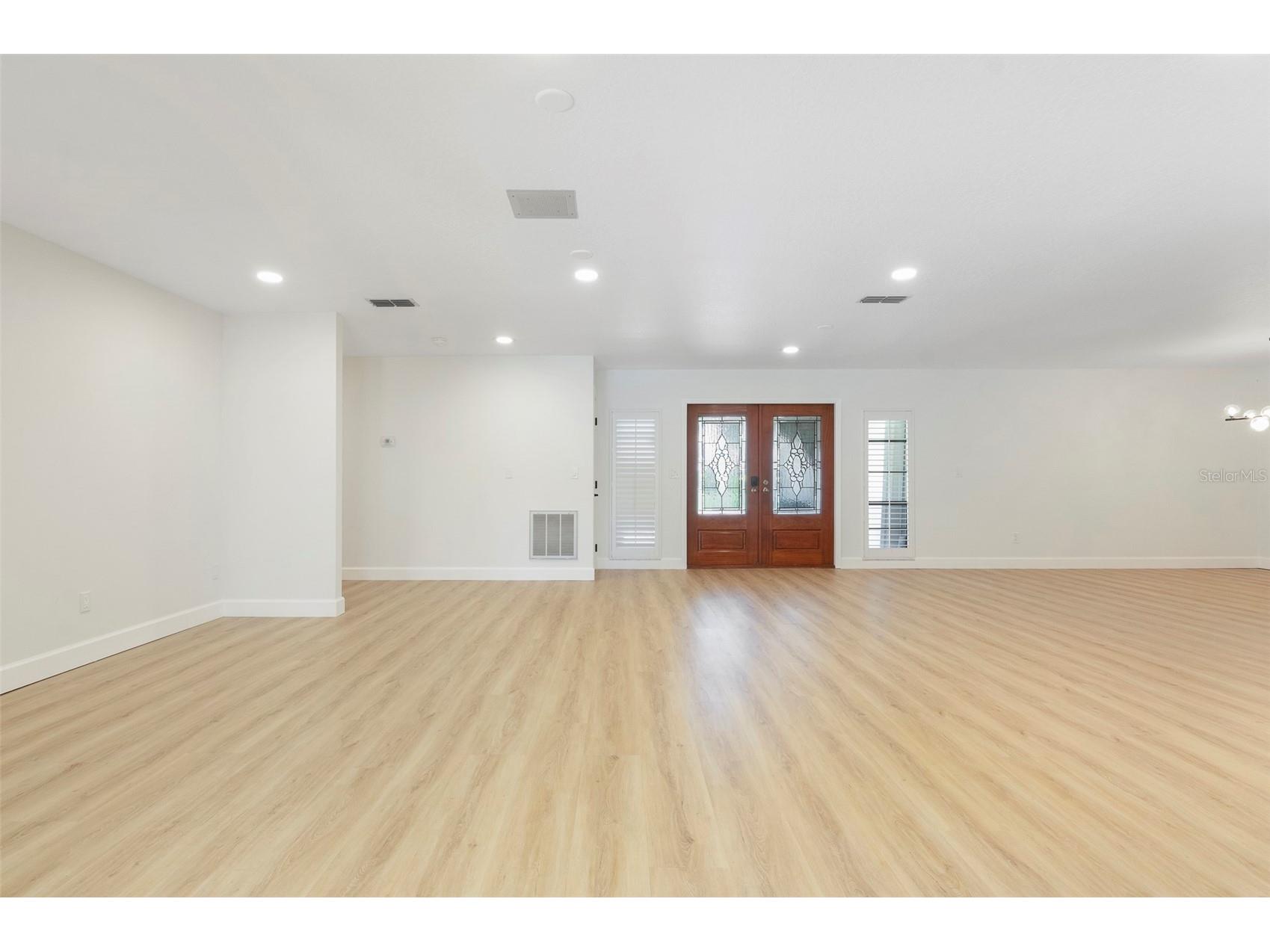 3119 Hyde Park Drive Clearwater FL 33761 TB8513061 image10