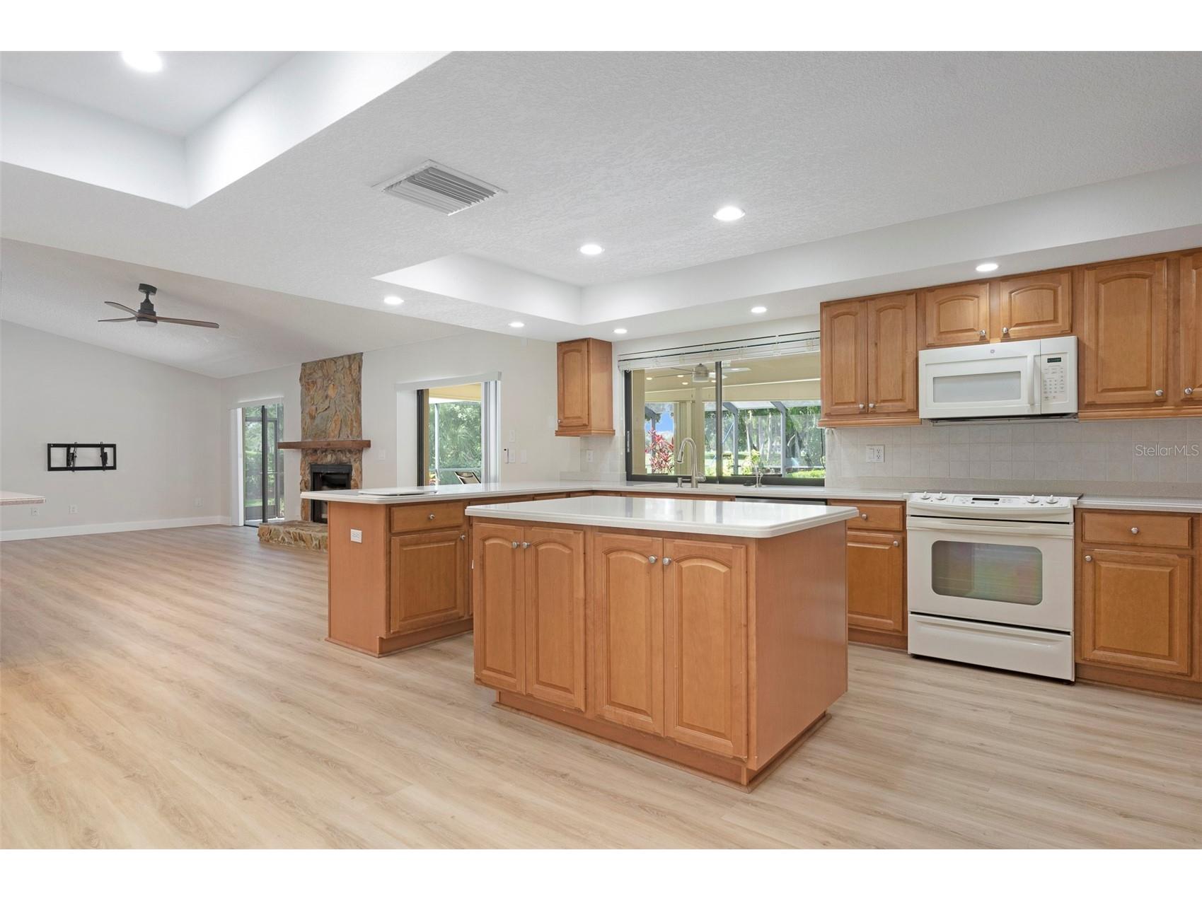 3119 Hyde Park Drive Clearwater FL 33761 TB8513061 image12