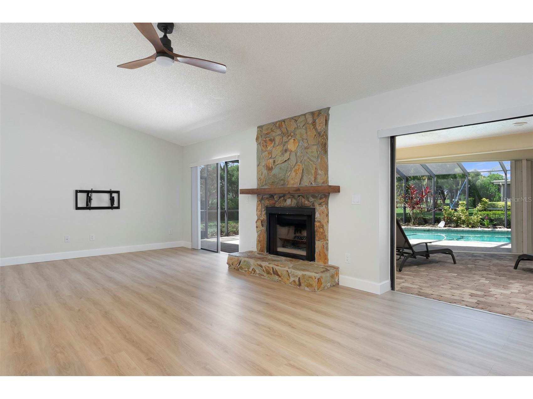 3119 Hyde Park Drive Clearwater FL 33761 TB8513061 image18