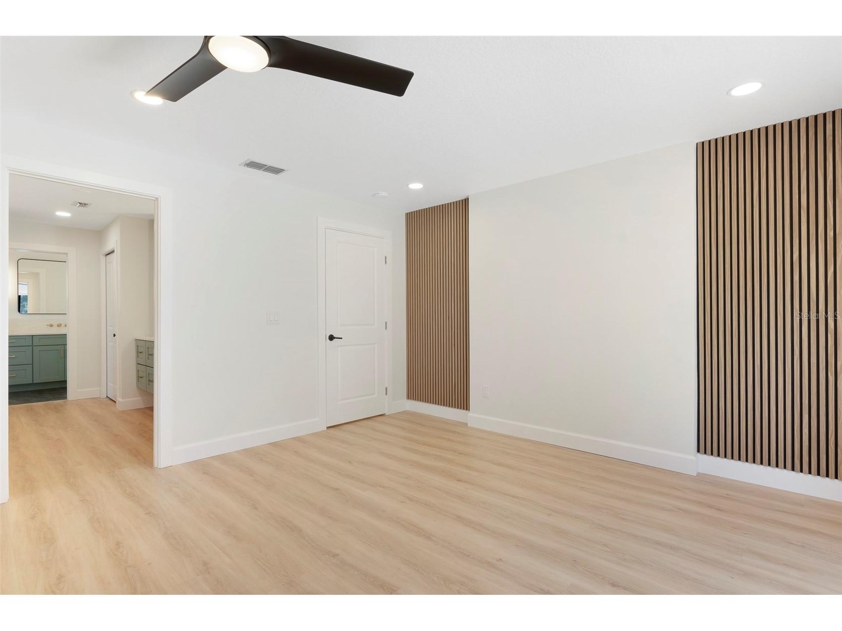3119 Hyde Park Drive Clearwater FL 33761 TB8513061 image24