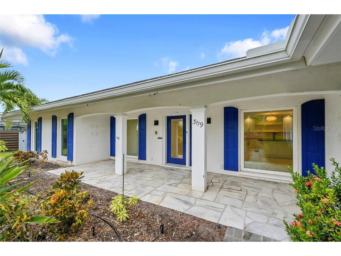 3119 Pinecrest Street Sarasota FL 34239 A4671289 image1