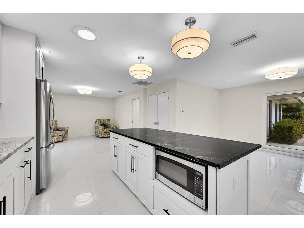 3119 Pinecrest Street Sarasota FL 34239 A4671289 image13