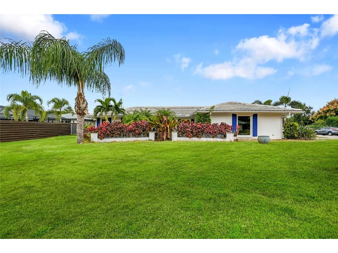 3119 Pinecrest Street Sarasota FL 34239 A4671289 image2