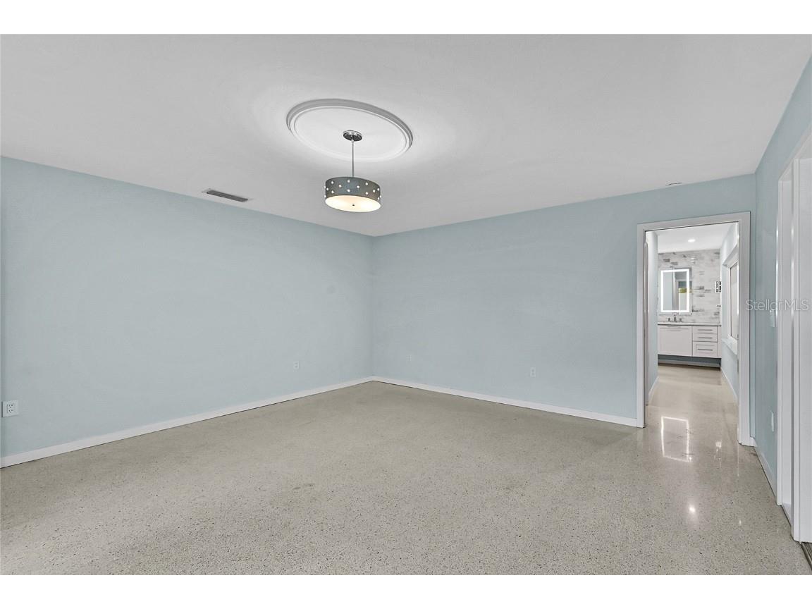 3119 Pinecrest Street Sarasota FL 34239 A4671289 image26