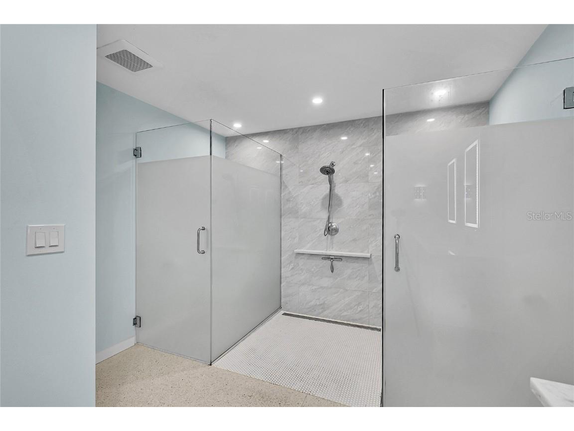 3119 Pinecrest Street Sarasota FL 34239 A4671289 image27