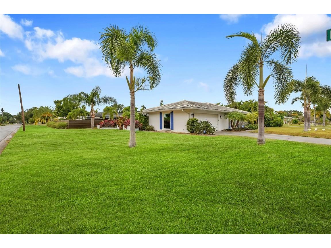 3119 Pinecrest Street Sarasota FL 34239 A4671289 image3